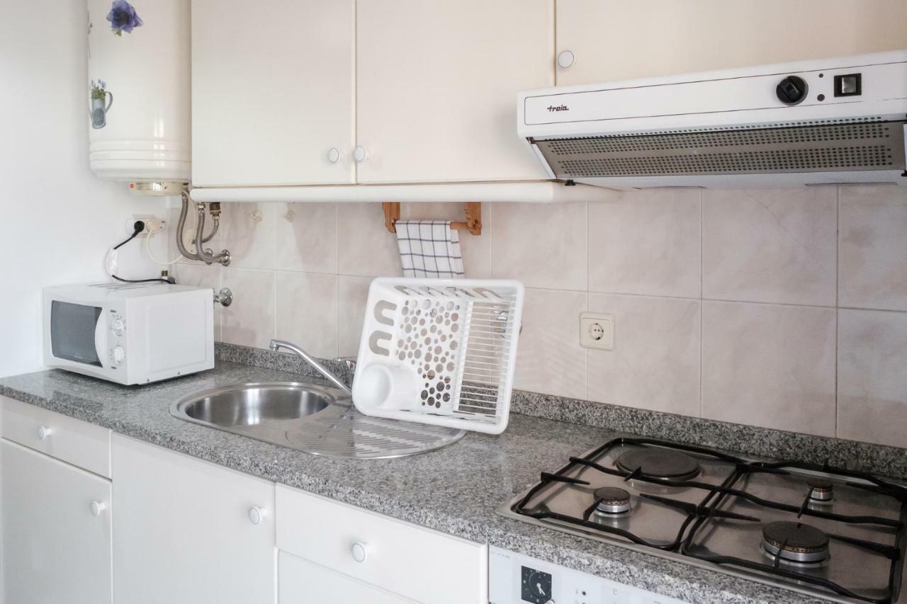 Apartment With Balcony In The Square Porto Eksteriør billede